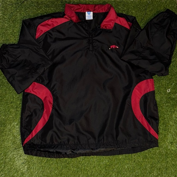 Arkansas Razorbacks Windbreaker - Picture 1 of 2